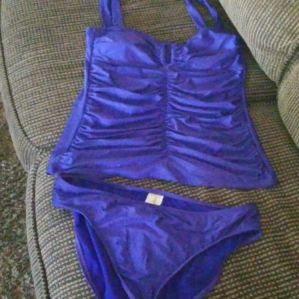Swim suit